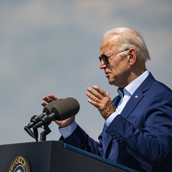 Le Président Joe Biden a récemment visité le nouveau centre high-tech Prysmian Group aux USA !